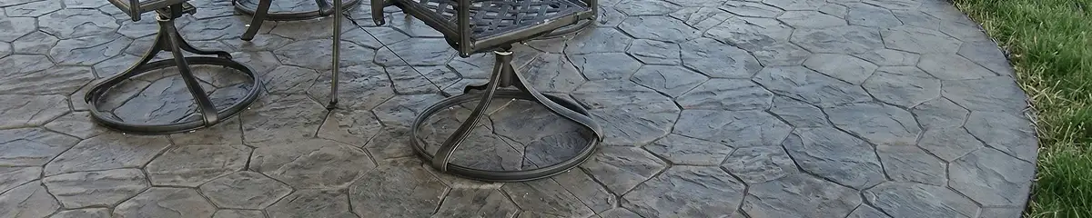 Garden relaxation area with professionally installed stone flooring in Tucson AZ